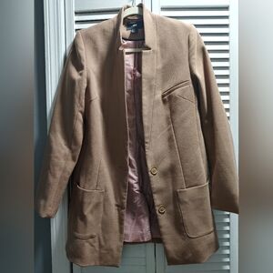 H&M Tan blazer / size 6 / mid length / Tan